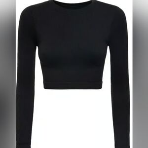 PRISM LEGGINGS RIBBED AWAKEN - Black.Evoke Ribbed Crop Top - Black. SET INCLUDES